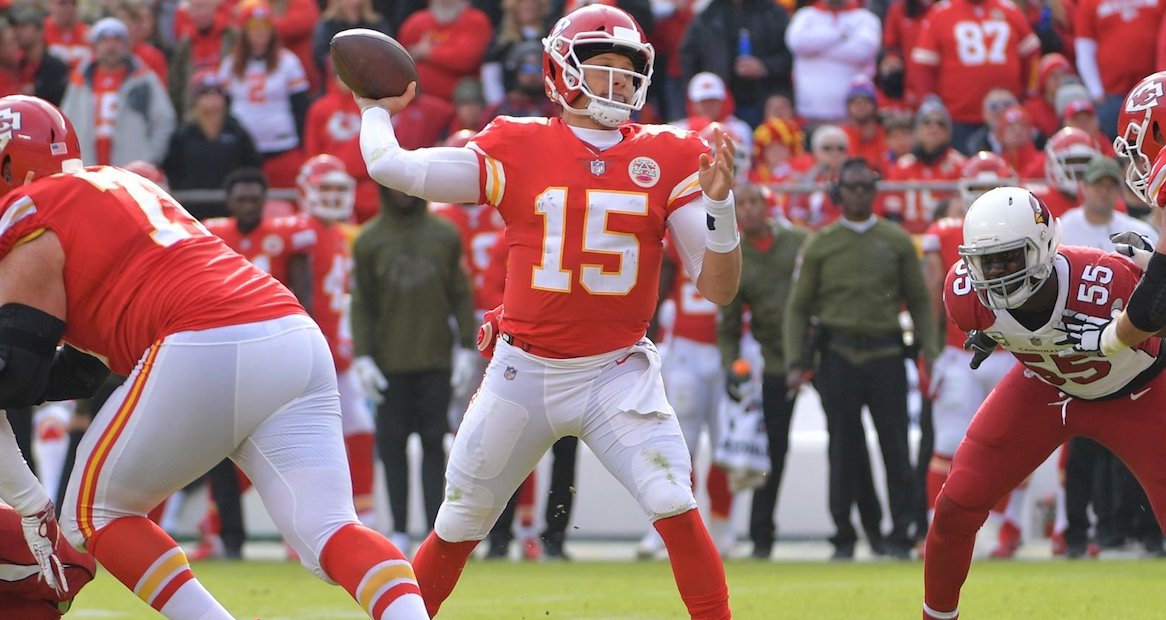 patrick-mahomes-offered-free-heinz-ketchup-if-he-throws-57-touchdowns