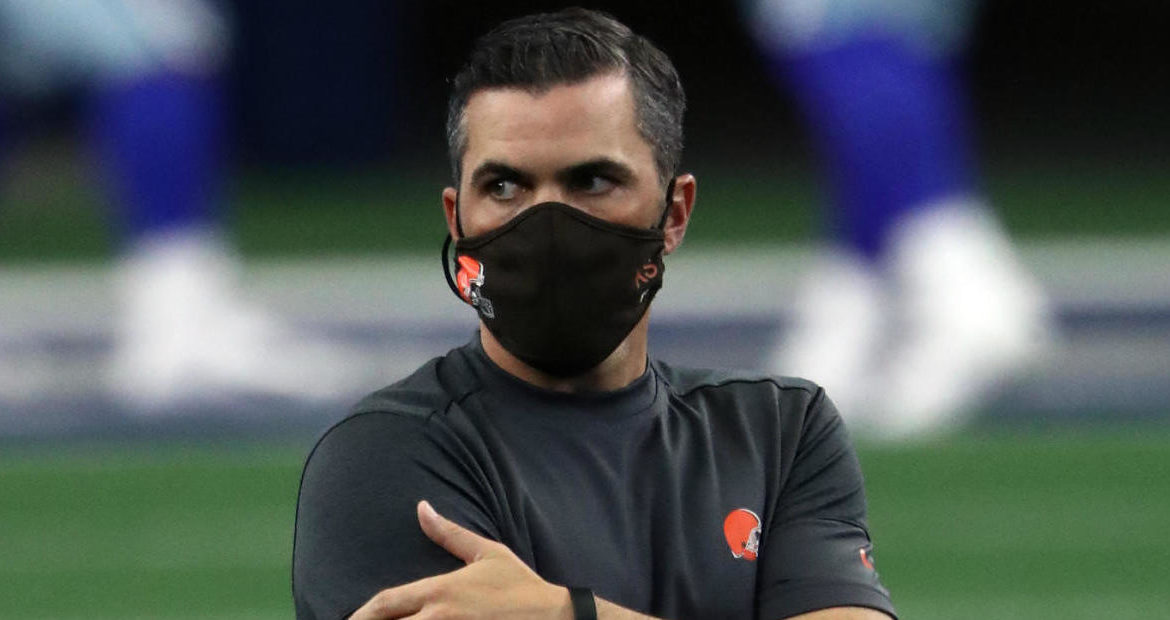 nightmare-covid-outbreak-for-browns-as-playoffs-loom
