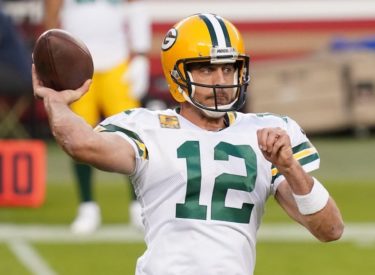 Aaron Rodgers to Remain in Green Bay